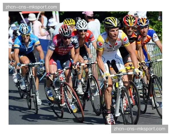 环法自行车赛公布2026年完整赛程，包含两个山地赛段和个人计时赛